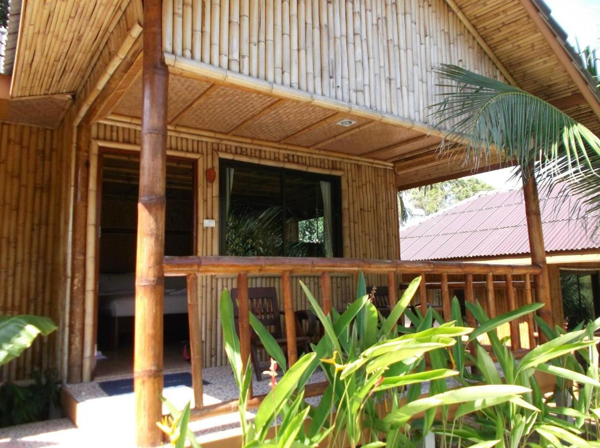 Pawpaw Resort Ламай Бийч Екстериор снимка