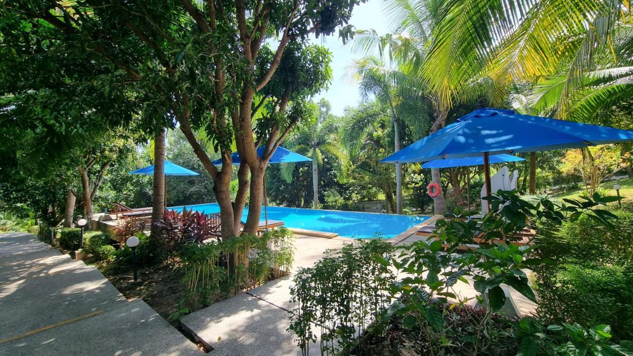 Pawpaw Resort Ламай Бийч Екстериор снимка