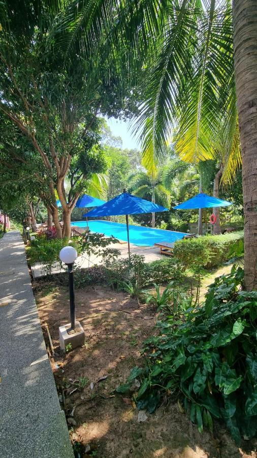 Pawpaw Resort Ламай Бийч Екстериор снимка